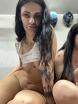 wwwdddccc1 online show from April 15, 7:58 pm