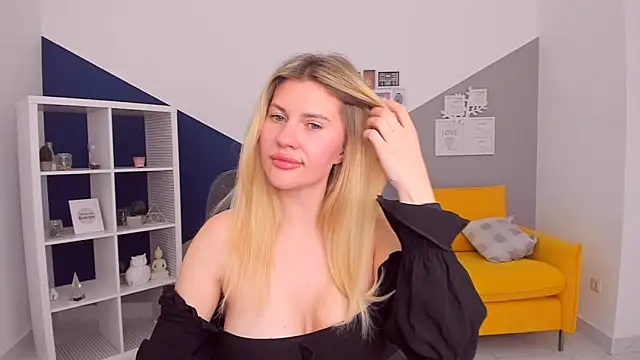 AryaAltkerer online show from April 28, 1:38 pm