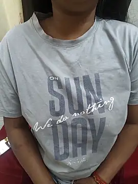 hot richa online show from December 20, 6:31 am