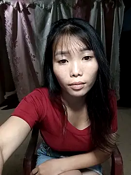 Snapshot of Fish_yellow chatting on October 23, 4:28 pm Fish yellow online show from October 23, 4:28 pm