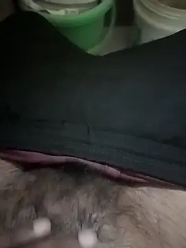 Snapshot of HeatableRevan chatting on March 6, 6:15 pm HeatableRevan online show from March 6, 6:15 pm