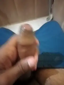 HeatableRevan online show from April 11, 5:06 pm