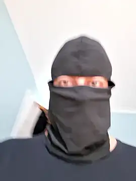 Snapshot of Imyourguy2025 chatting on January 12, 11:04 am Imyourguy2025 online show from January 12, 11:04 am