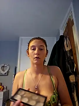 Snapshot of SashaBabyxx chatting on October 29, 3:03 pm SashaBabyxx online show from October 29, 3:03 pm