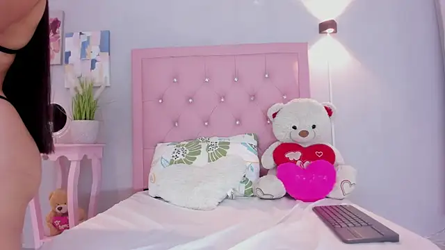 aitanaa rouse online show from October 28, 12:41 pm