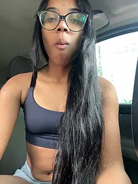 raphaelasoares online show from November 27, 4:31 pm