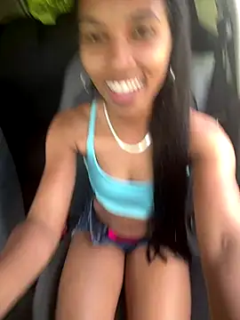 raphaelasoares online show from November 28, 4:53 pm