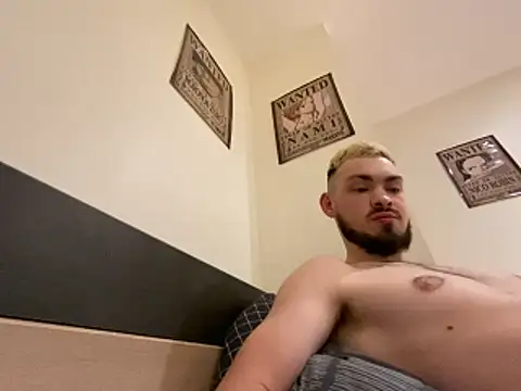 Snapshot of adambigdick97 chatting on February 15, 8:13 am adambigdick97 online show from February 15, 8:13 am