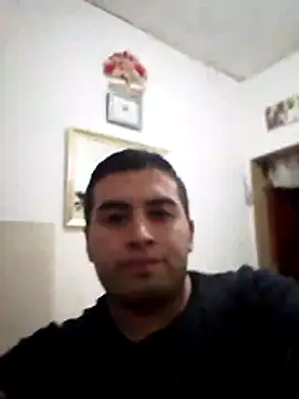 Snapshot of Achi09 chatting on May 22, 11:32 pm Achi09 online show from May 22, 11:32 pm