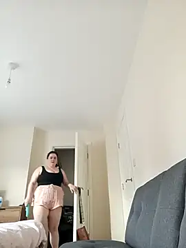 Snapshot of Maya_29x chatting on October 26, 3:51 pm Maya 29x online show from October 26, 3:51 pm