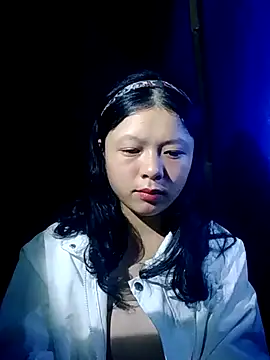 lisa-bae00 online show from November 11, 9:59 pm