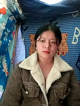 lisa-bae00 online show from March 8, 3:10 am