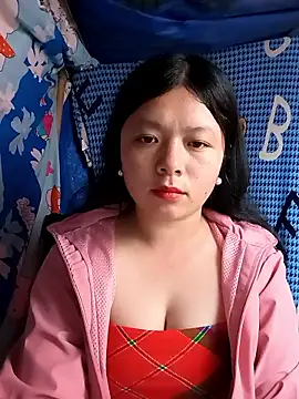 lisa-bae00 online show from March 13, 12:12 pm