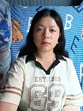 lisa-bae00 online show from June 7, 12:42 pm