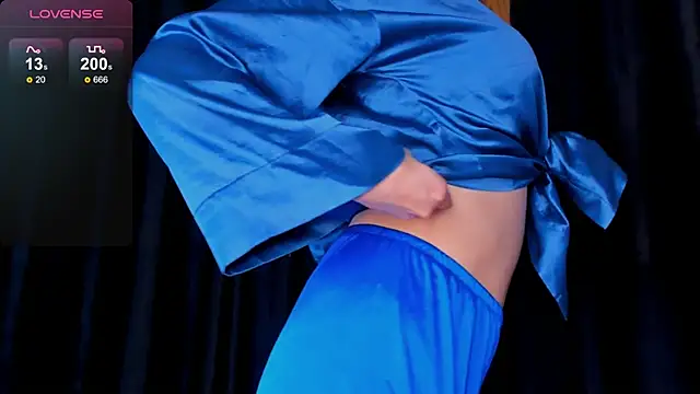 naomi hayess online show from October 29, 3:20 am