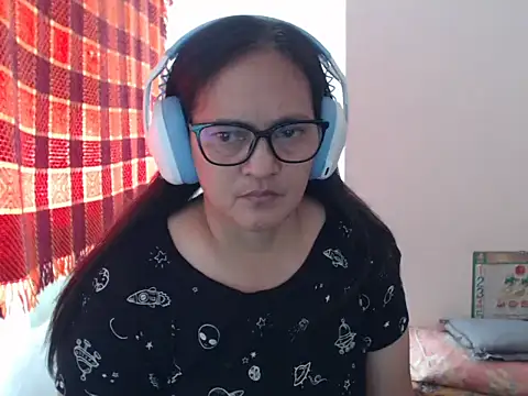 Kinkybela2025 online show from May 6, 12:52 am