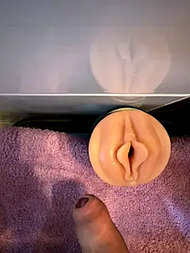 Snapshot of iCum_uCum chatting on October 25, 2:56 pm iCum uCum online show from October 25, 2:56 pm