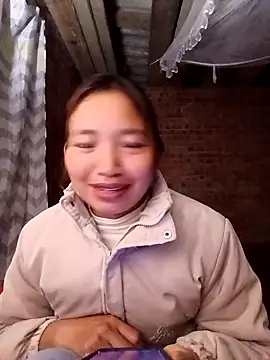 Snapshot of sowbibi chatting on November 12, 1:06 am sowbibi online show from November 12, 1:06 am