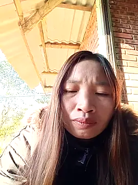 Snapshot of sowbibi chatting on November 30, 12:58 am sowbibi online show from November 30, 12:58 am