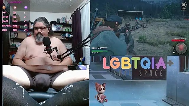 Snapshot of geekycastillo chatting on November 18, 3:56 am geekycastillo online show from November 18, 3:56 am