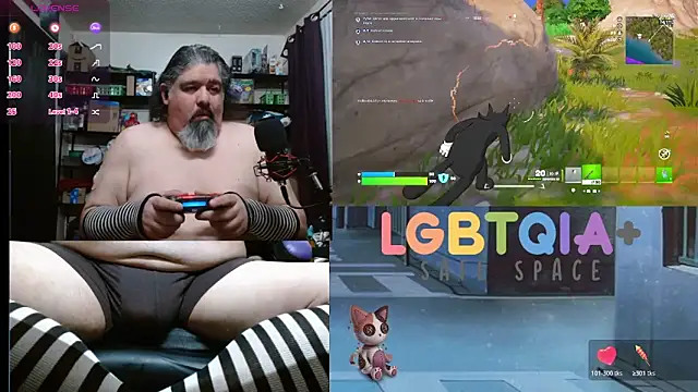 Snapshot of geekycastillo chatting on December 2, 4:29 am geekycastillo online show from December 2, 4:29 am