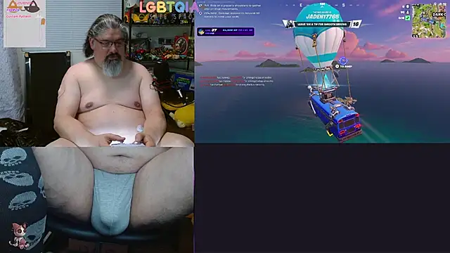 geekycastillo online show from April 16, 4:35 am