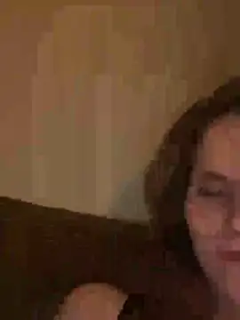 Snapshot of theluckiestsaint chatting on November 7, 10:21 pm theluckiestsaint online show from November 7, 10:21 pm