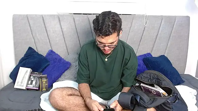 Zac Golden online show from October 30, 6:04 am