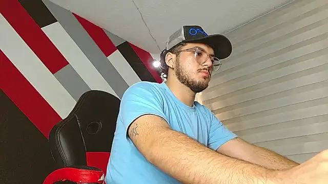 Zac Golden online show from June 8, 11:54 am