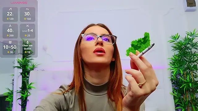 ElisaCharm online show from November 18, 3:45 am