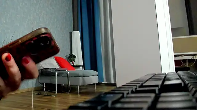 KarinaSparks online show from December 14, 6:01 pm