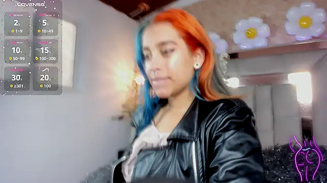 Cristall ravven online show from November 12, 1:55 pm