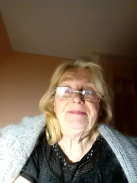 AmyLove353 online show from November 9, 9:24 pm