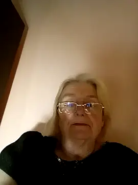 AmyLove353 online show from February 12, 8:26 pm