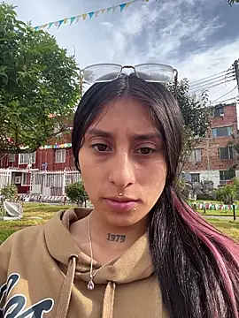 Violeet-Smith online show from December 2, 12:54 pm