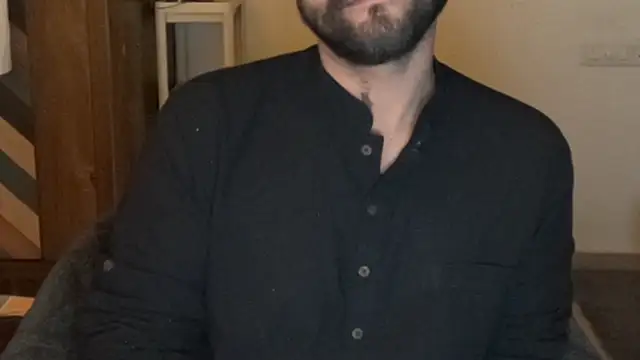 Snapshot of MakeMeAwareAah chatting on November 29, 5:49 pm MakeMeAwareAah online show from November 29, 5:49 pm