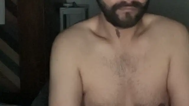 Snapshot of MakeMeAwareAah chatting on December 1, 1:21 am MakeMeAwareAah online show from December 1, 1:21 am