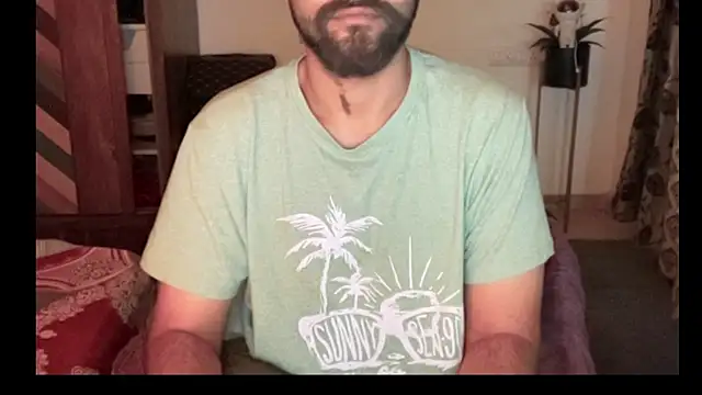 Snapshot of MakeMeAwareAah chatting on January 9, 6:53 pm MakeMeAwareAah online show from January 9, 6:53 pm