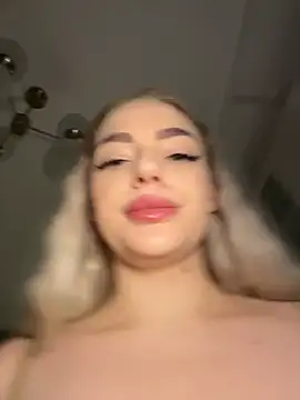 HugeBoobsAlice online show from February 8, 5:11 am