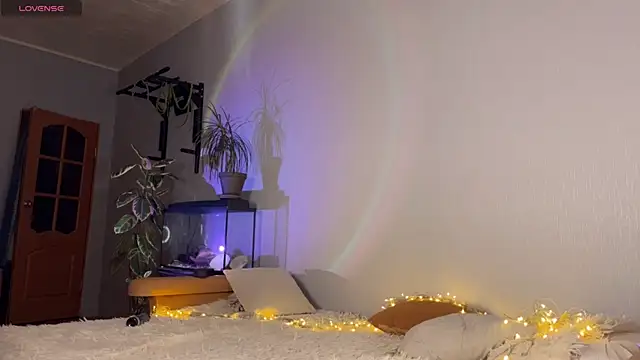 Lin Cherie online show from November 18, 4:55 pm