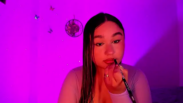 Soouf  online show from November 22, 1:43 pm