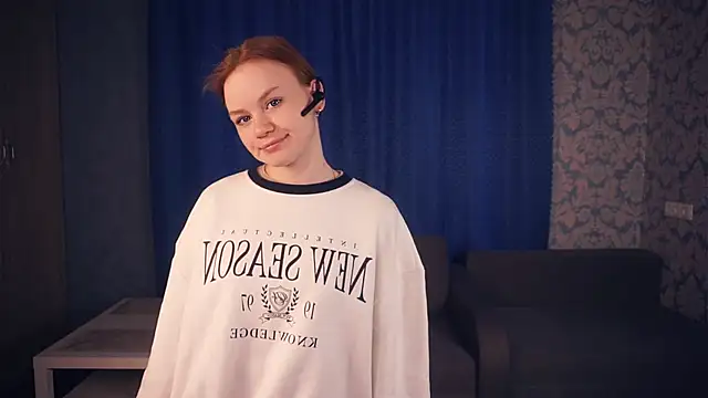 KarlynGow online show from November 15, 6:22 am