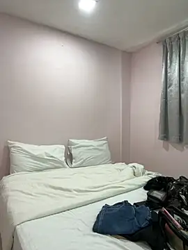 Snapshot of Asin1102 chatting on October 31, 3:29 am Asin1102 online show from October 31, 3:29 am