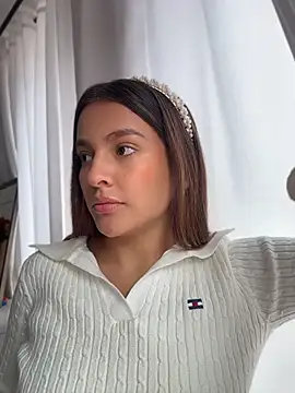 Talia Bonet online show from April 13, 5:40 pm