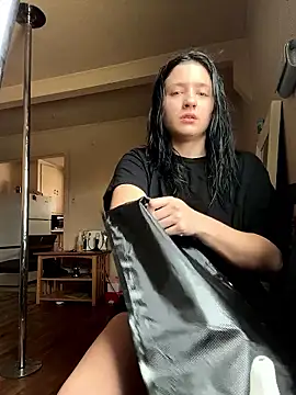 xoxokehlani online show from January 6, 7:50 pm