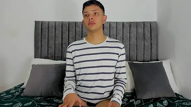 jeff walker1 online show from April 14, 8:37 pm