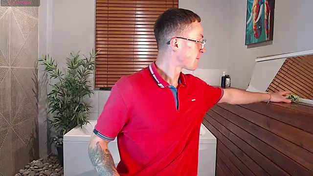 Lil James online show from November 24, 7:35 pm