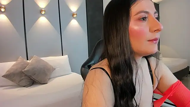 mia collins96 online show from April 19, 2:22 am