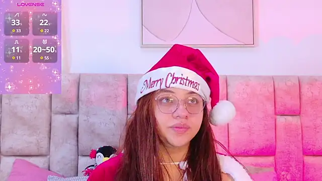 Karina Wong online show from December 4, 7:55 pm