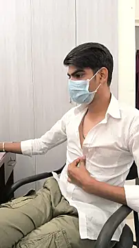 Snapshot of adi8210 chatting on November 15, 1:40 pm adi8210 online show from November 15, 1:40 pm